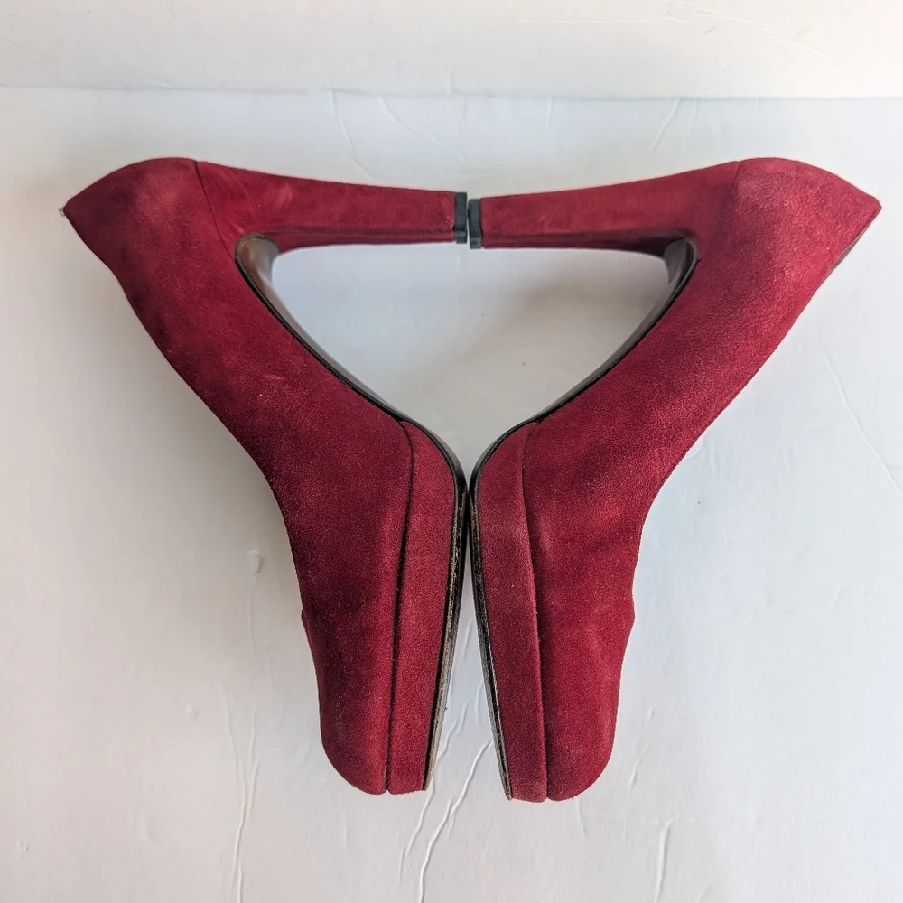 Stuart Weitzman Burgundy Suede Heels Size 8